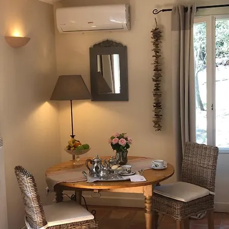 Bastidon De Moon Apartment Taradeau Exterior photo